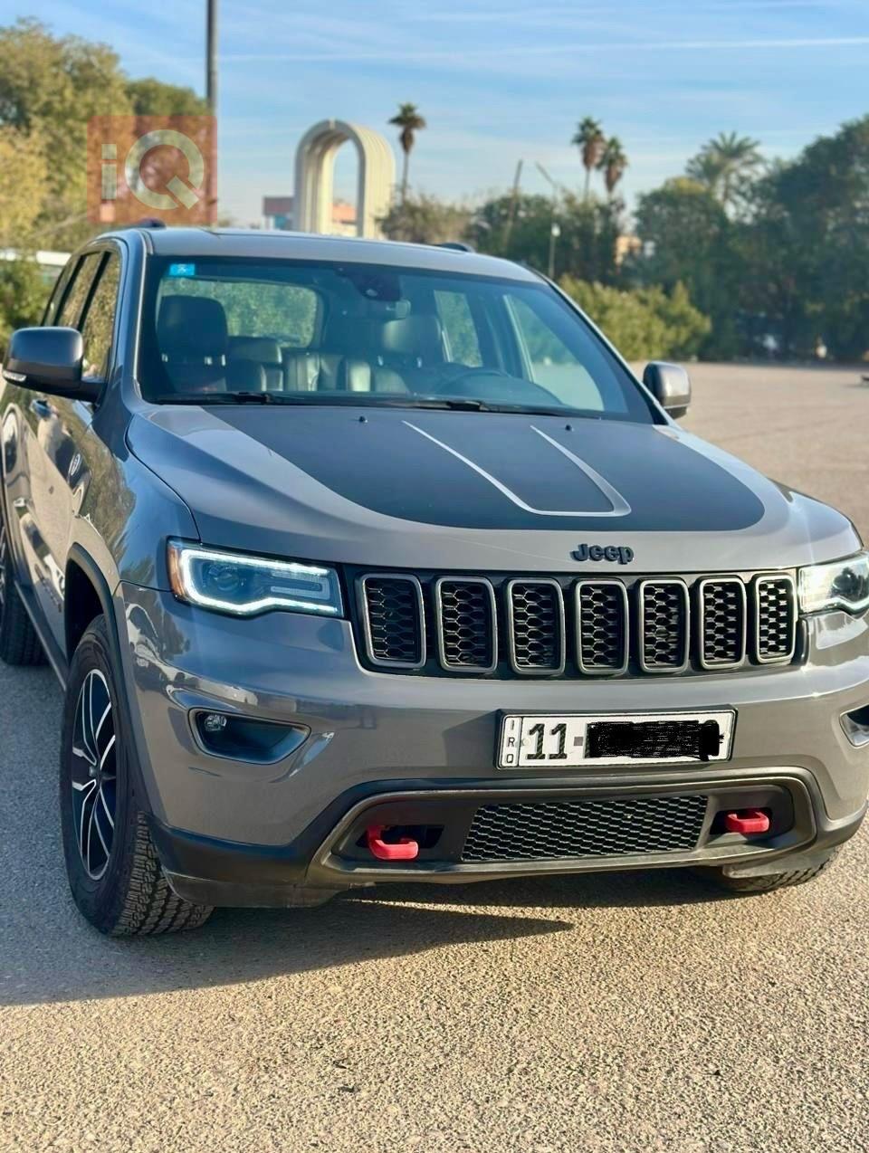 جیپ گراند شیرۆکی